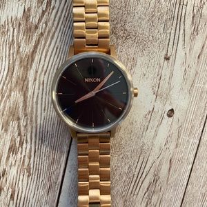 Women’s rose gold Nixon Kensington watch